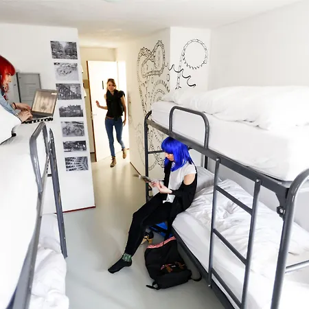 Clinkcoco Hostel